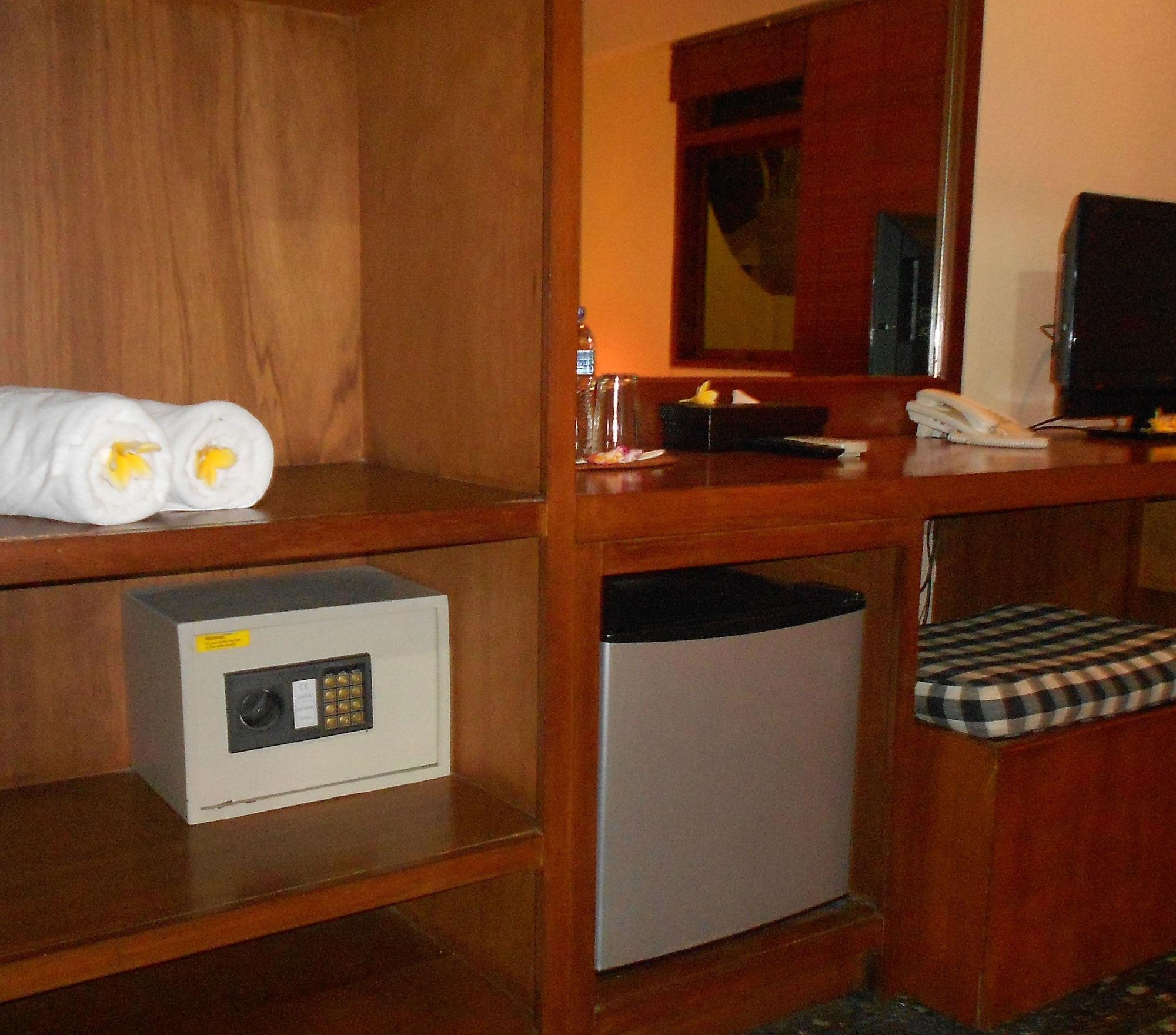 Capital O 93809 Wida Hotel 勒吉安 外观 照片